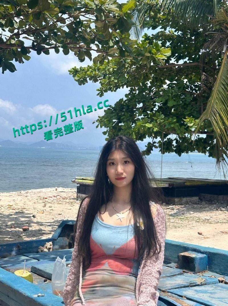 山西反差前女友【王佳慧】遭男友怕下性爱视频，谁知绿帽男友竟分享给群友免费观看！-1